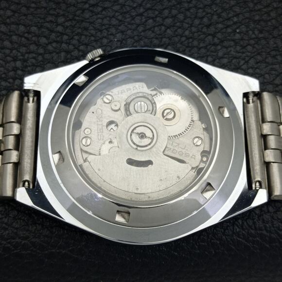 Vintage 1987 Seiko Automatic Mens Silver Watch W/daydate & Blue accents - Picture 8 of 10